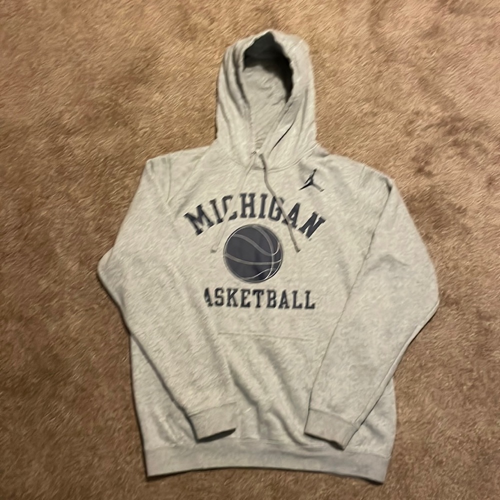 Nike NCAA Michigan Basketball Pullover Hoodie Hooded Sweatshirt Gray Size Large